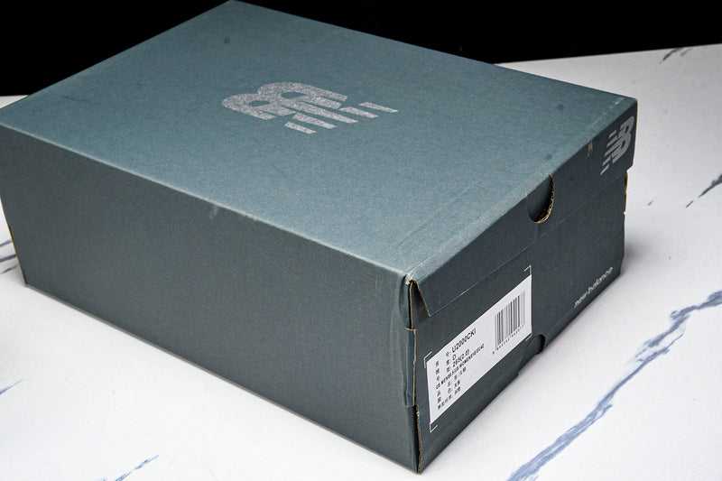 Tênis New Balance 2000