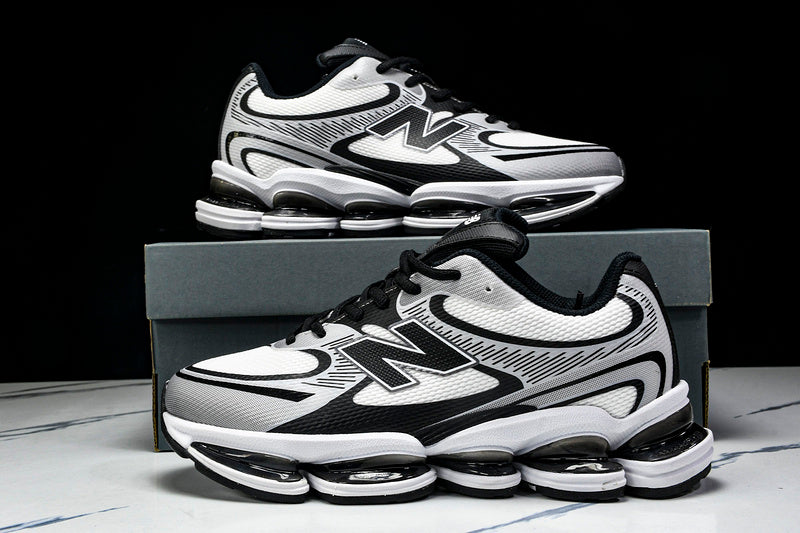 Tênis New Balance 2000