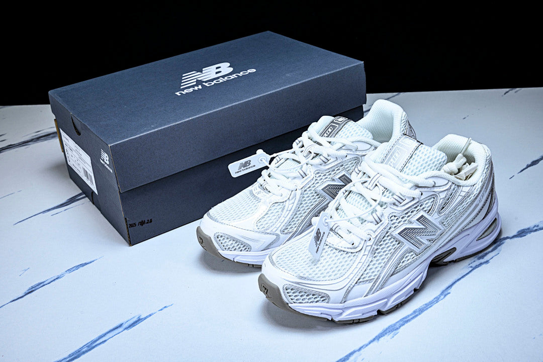 New Balance 740