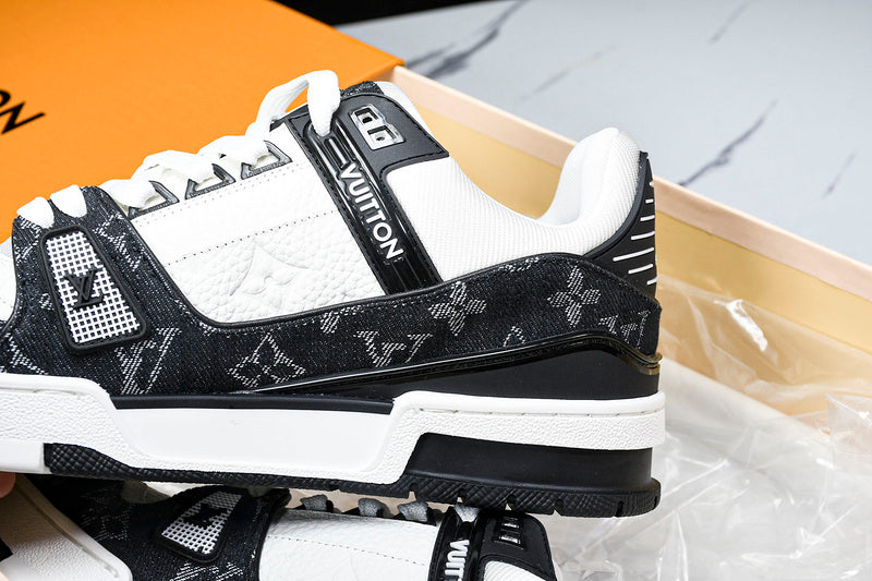 Louis Vuitton Sneaker