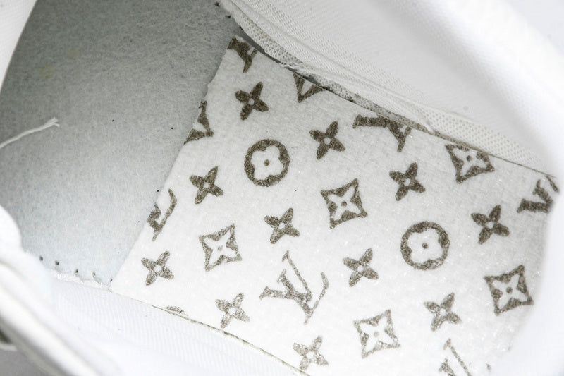 Tênis Louis Vuitton