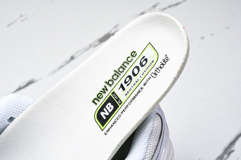 New Balance 1906