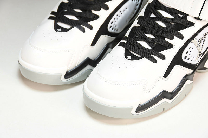 Louis Vuitton Sneaker