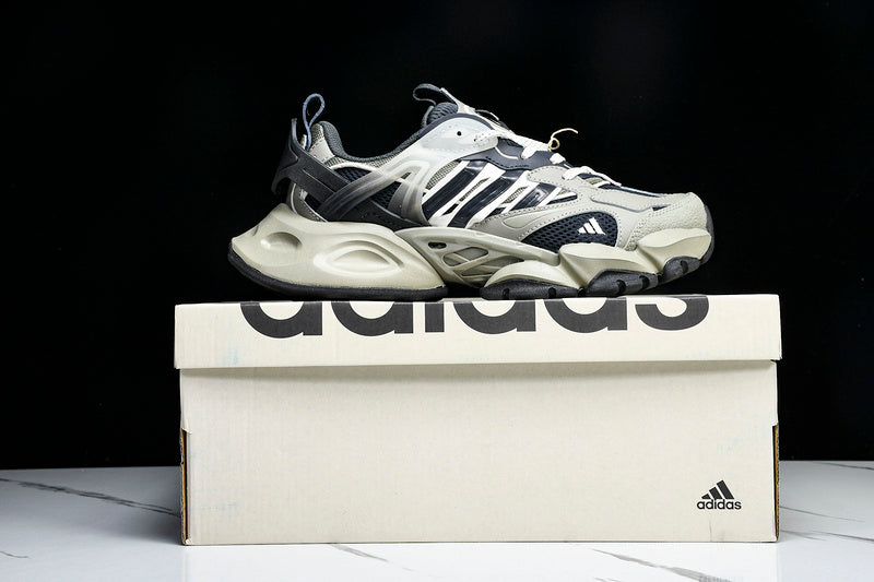 Tênis Adidas XLG