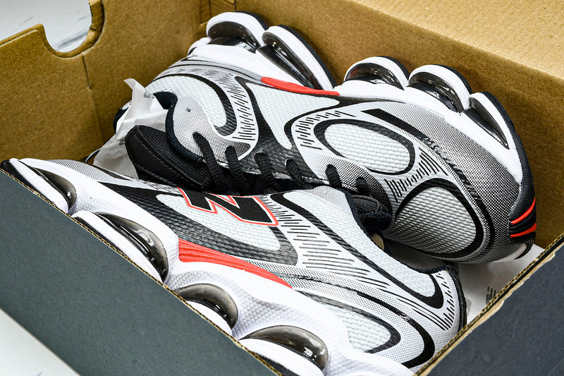 Tênis New Balance 2000