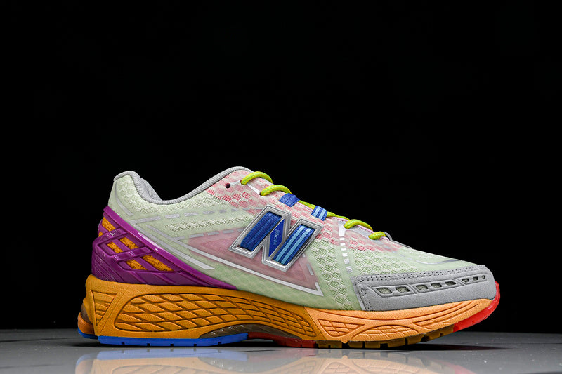 New Balance 1906