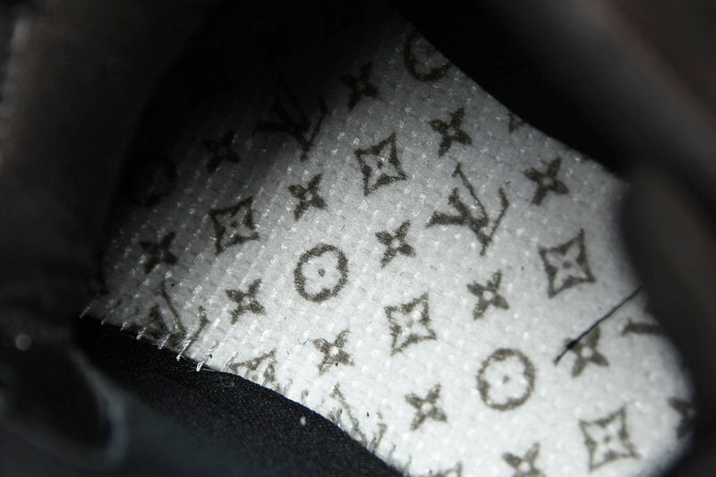 Tênis Louis Vuitton