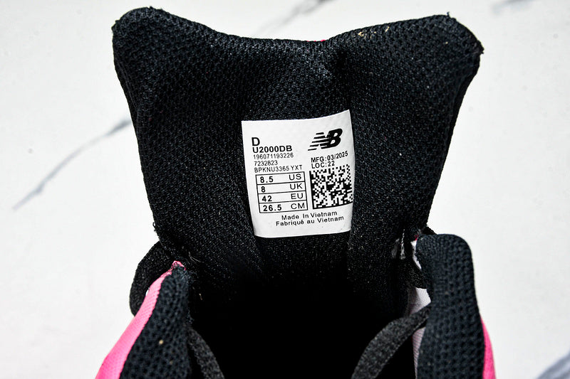 Tênis New Balance 2000