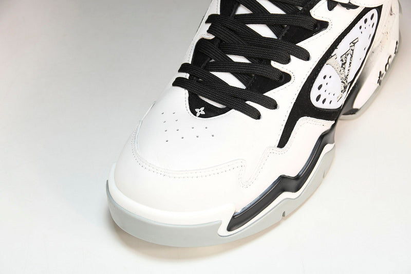 Louis Vuitton Sneaker
