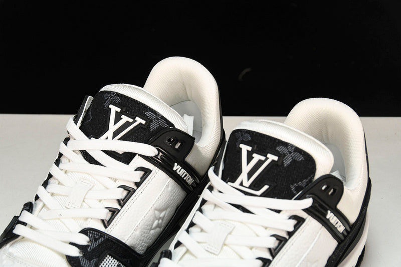 Louis Vuitton Sneaker