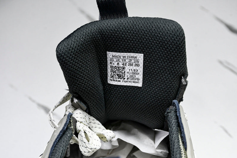 Tênis Adidas XLG