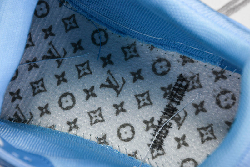 Tênis Louis Vuitton
