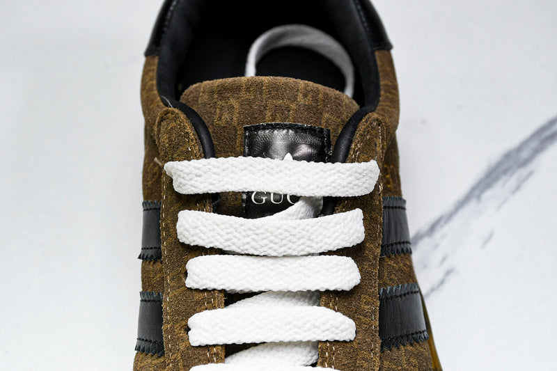 Tênis Adidas Gazelle Gucci