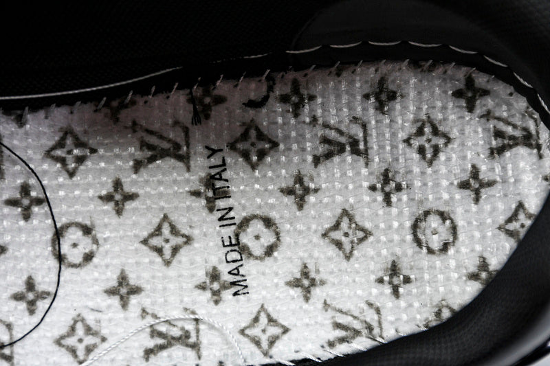 Louis Vuitton Sneaker