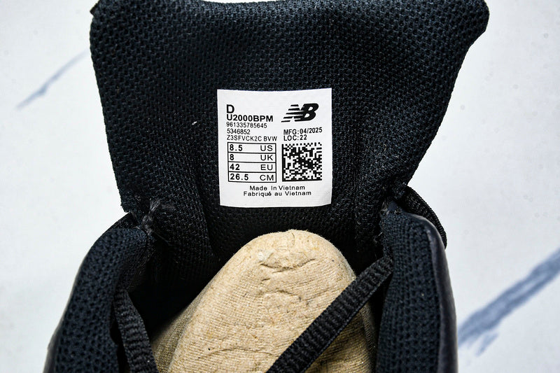 Tênis New Balance 2000