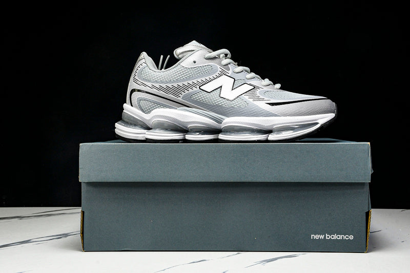 Tênis New Balance 2000