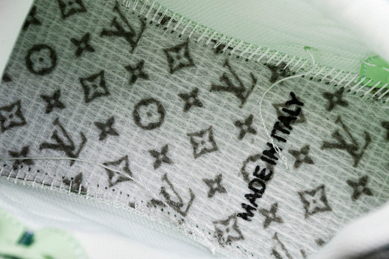 Louis Vuitton Sneaker