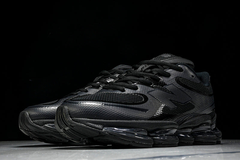Tênis New Balance 2000