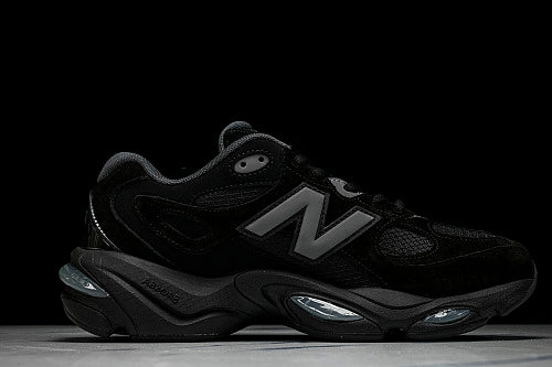 New Balance 983