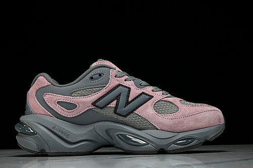 New Balance 983