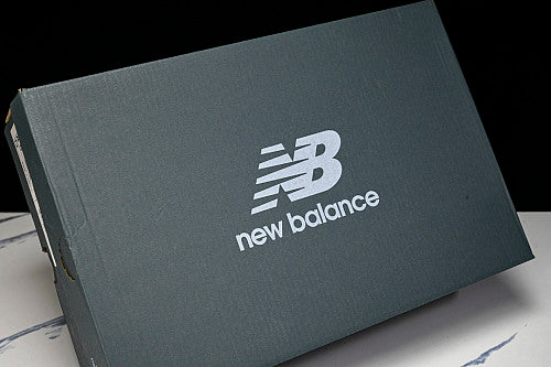 New Balance 983