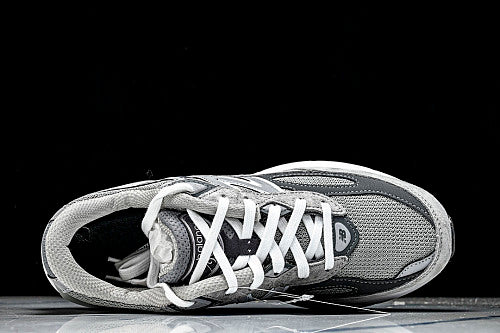 New Balance 996 V6