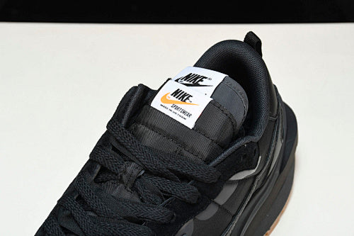 Nike Sacai