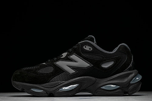 New Balance 983