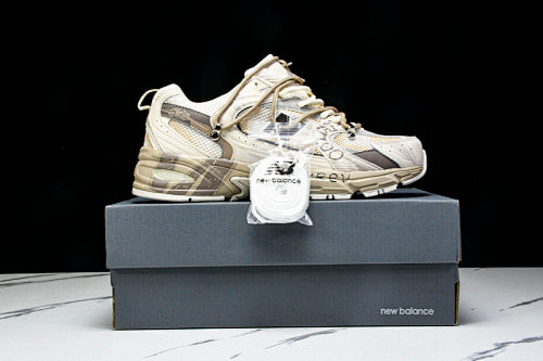 New Balance 530