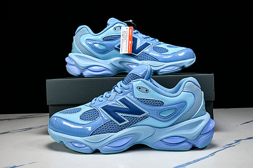 New Balance 983