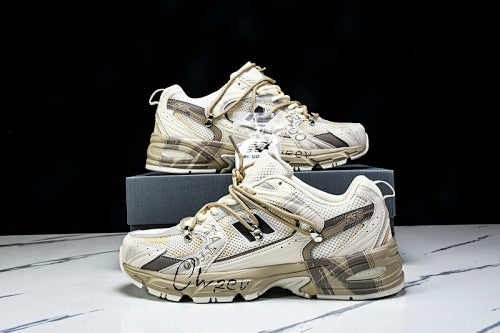 New Balance 530