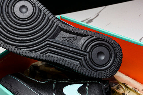 Nike Air Force 1 ‘Tiffany & Co’