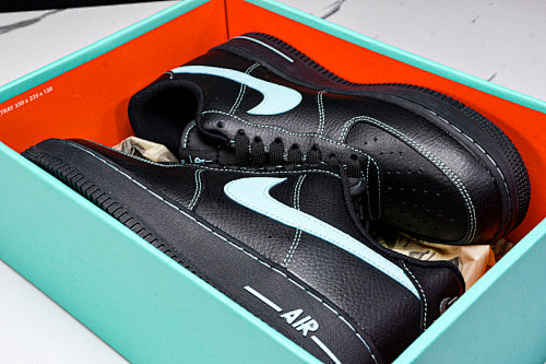Nike Air Force 1 ‘Tiffany & Co’