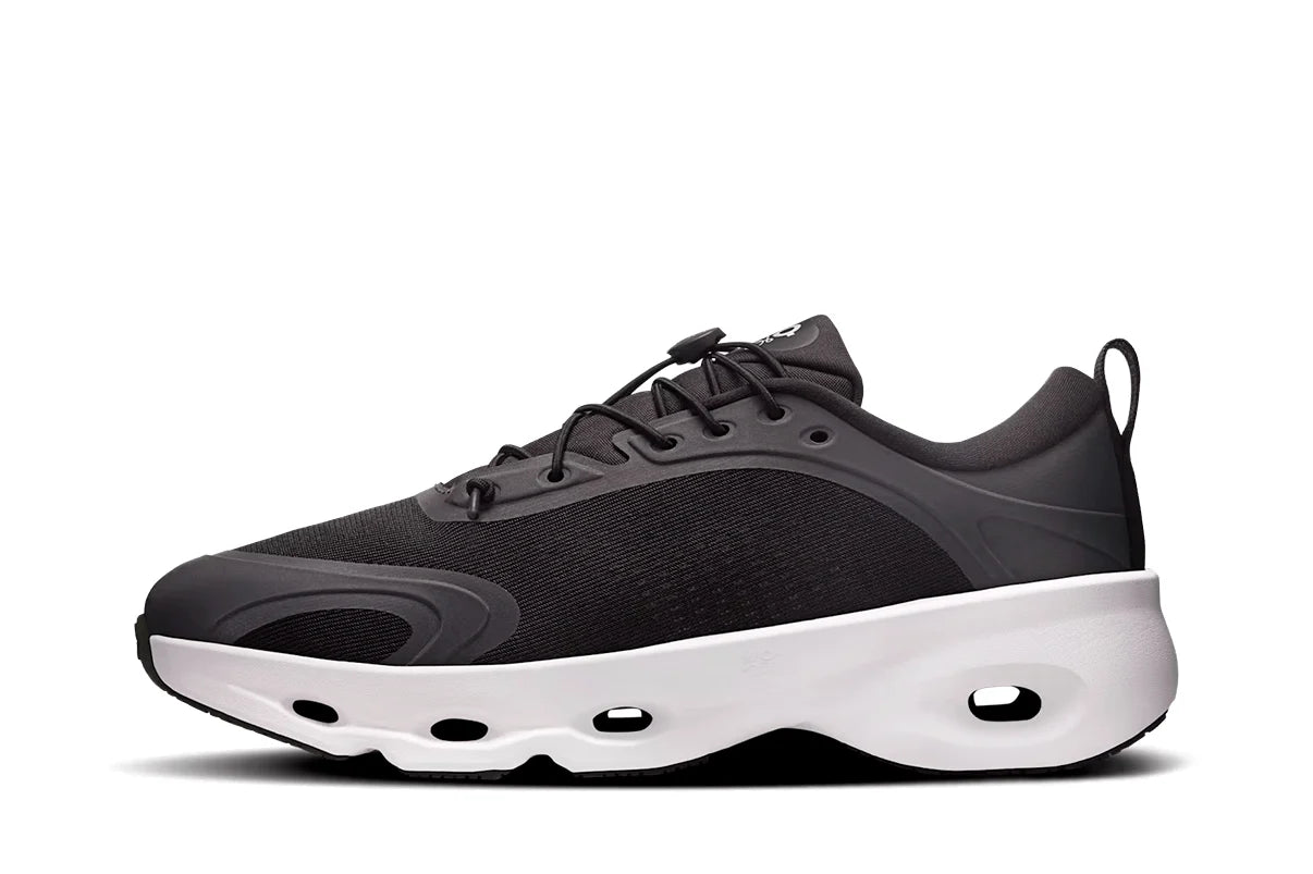 Tênis On Running Cloudsolo Loewe Black White Preto